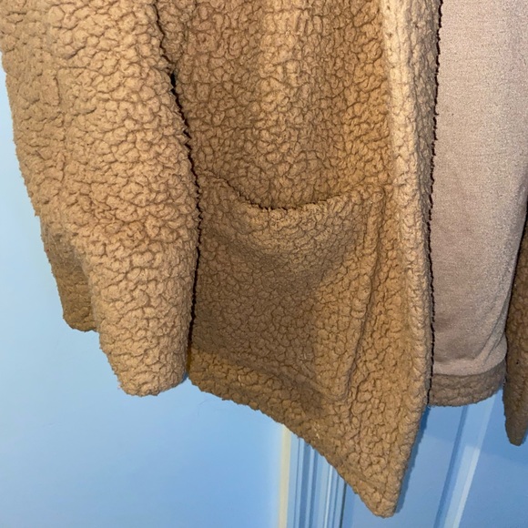forever 21 teddy jacket - size: s - Picture 3 of 6
